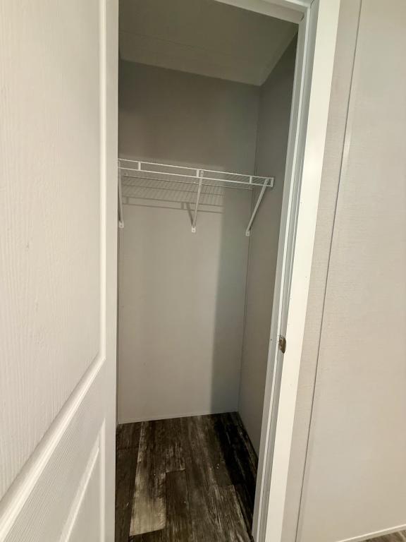 Building Photo - 1808 Sheila Dr