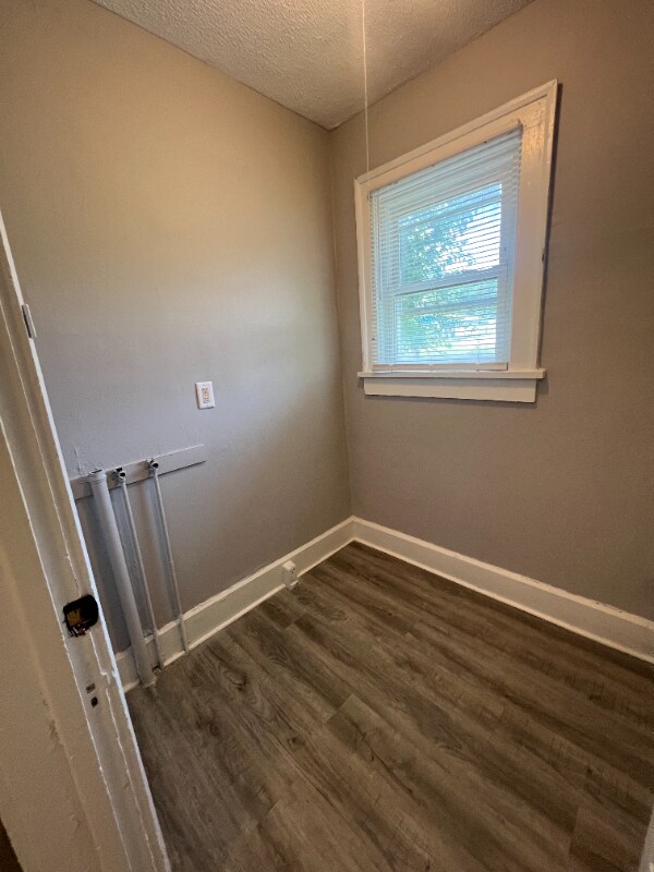 Building Photo - 158 Arthur Ave