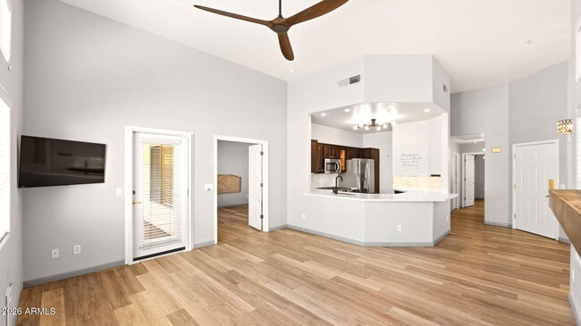 Building Photo - 9065 E Gary Rd