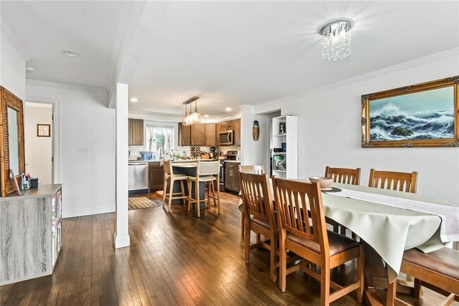 Building Photo - 191 Chases Ln