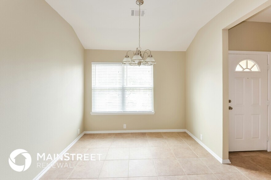 Building Photo - 9522 Ascending Port