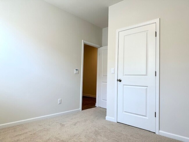 Building Photo - BRAND NEW HOME IN HOPKINS