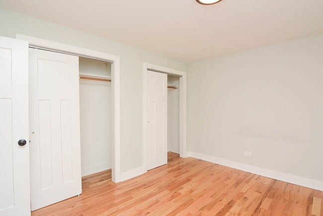 Building Photo - 701 Elm Pl