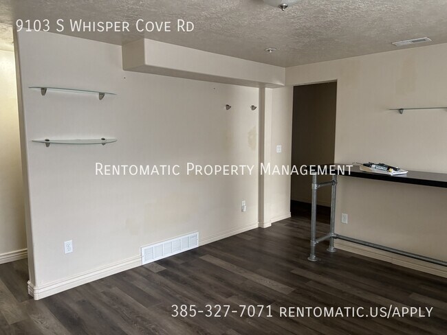 Building Photo - 9103 Whisper Cove Rd