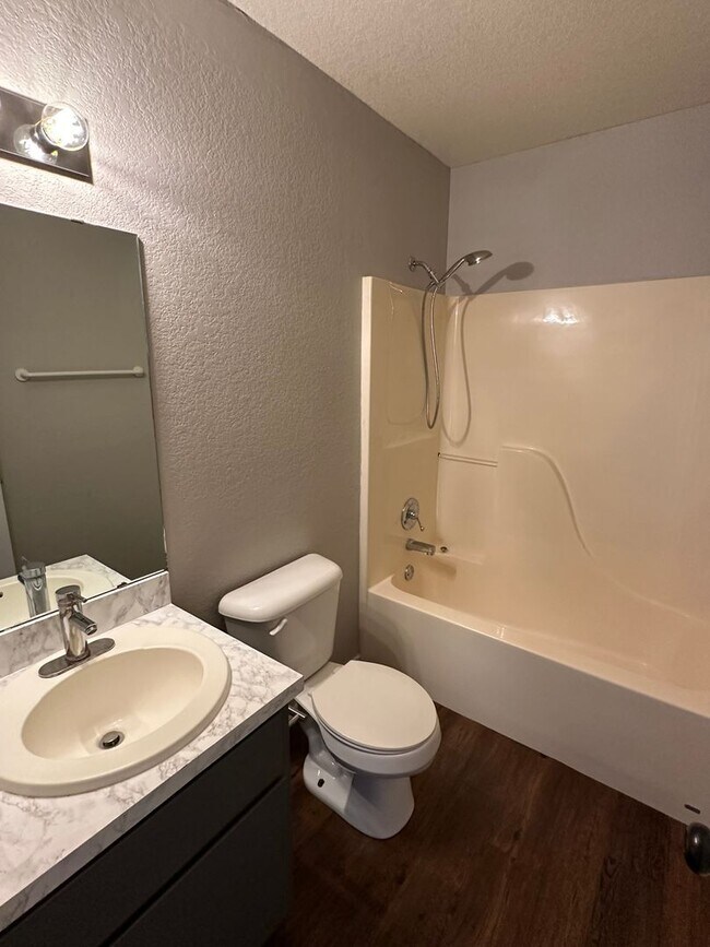 Building Photo - Updated Home in Great, Killeen Location