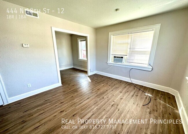 Building Photo - 444 N 18 St