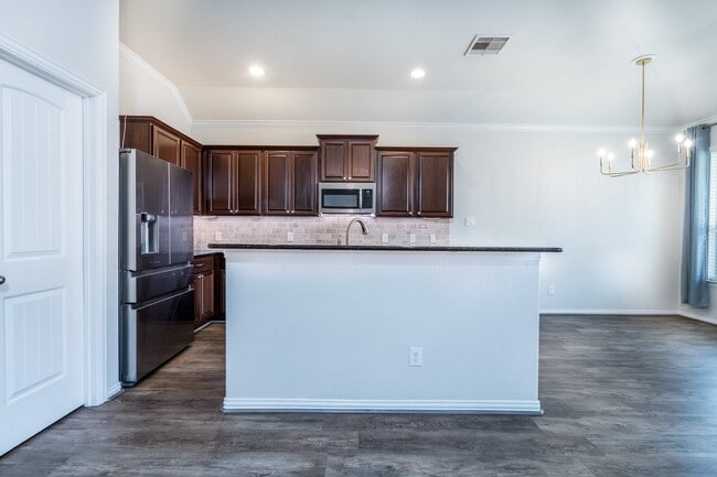 Building Photo - 17823 Dappled Walk Way