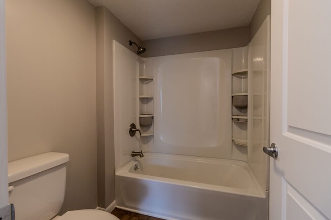 Building Photo - Live Where the City Comes Alive