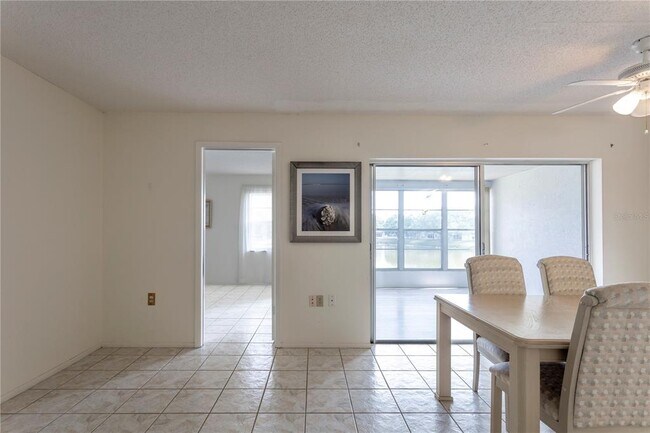 Building Photo - 3840 Staysail Ln