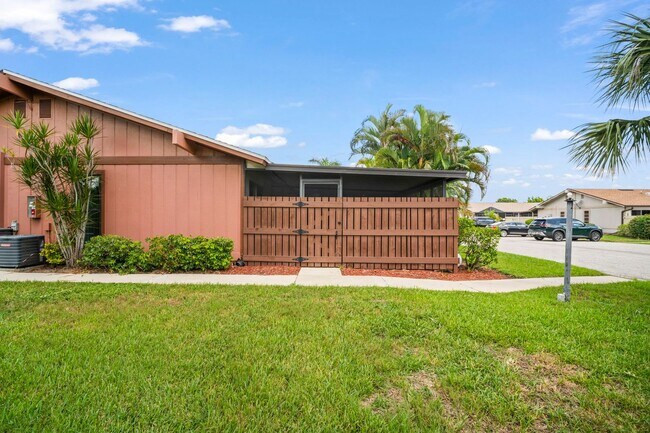 Building Photo - Newly remodeled 2 bedroom, 2 bathroom home...