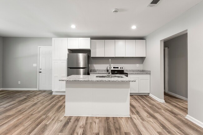 Building Photo - 1780 Brewer Blvd SW