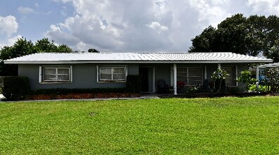Building Photo - 4007 Greenwood Dr