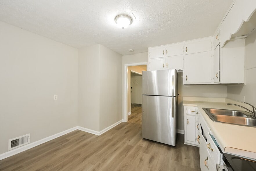 Building Photo - 627 Grayson Pkwy
