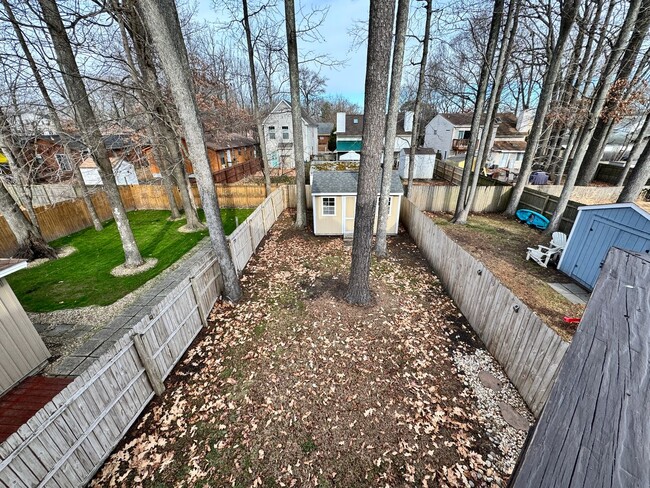 Building Photo - A Beach Borough Home Available NOW! Pet Fr...