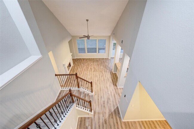 Building Photo - 25419 Hall Meadow Ln