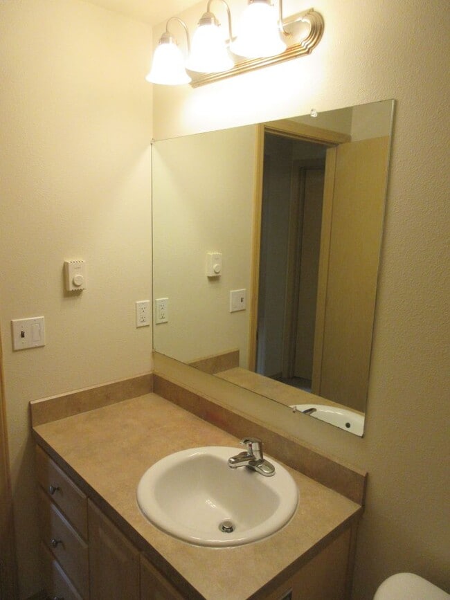Building Photo - Large Three Bedroom Home, Landscaping Prov...