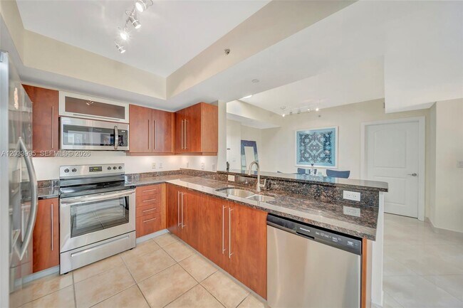 Building Photo - 7355 SW 89th St