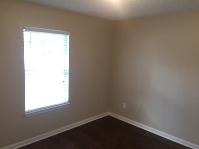 Building Photo - 840 Mackenzie Cir