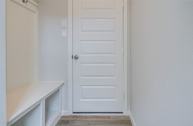 Building Photo - 10731 Aquila Star Dr