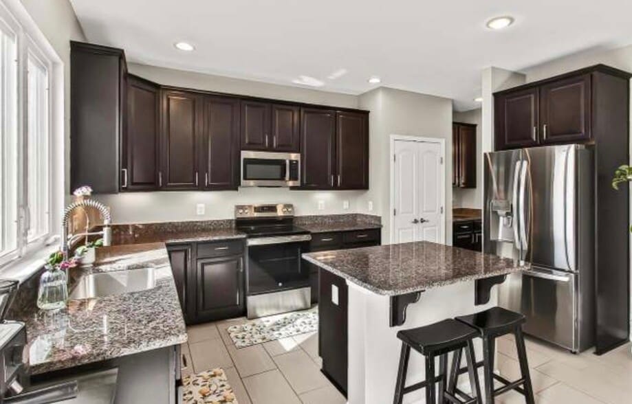 Building Photo - 43473 Hopestone Ter