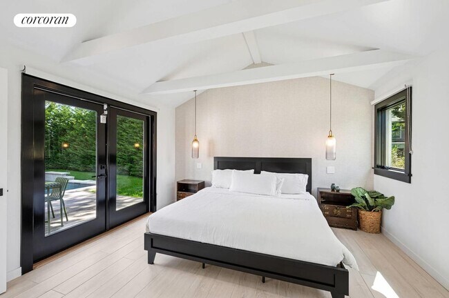 Building Photo - 28 Cliff Dr