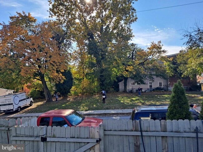 Building Photo - 1100 Green St