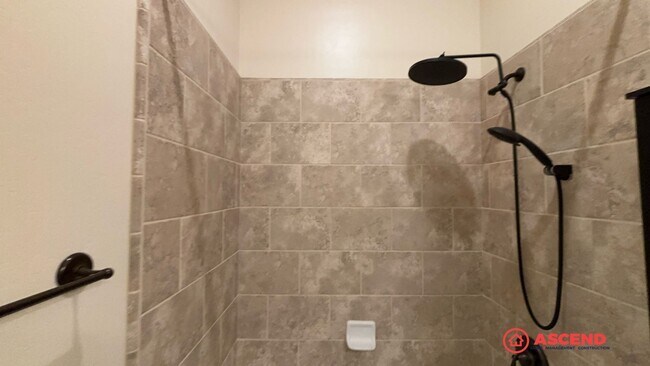 Building Photo - Amazing Home Off Calloway and Snow Rd!