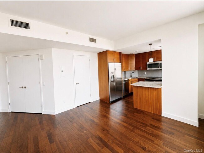 Building Photo - 108-20 71st Ave