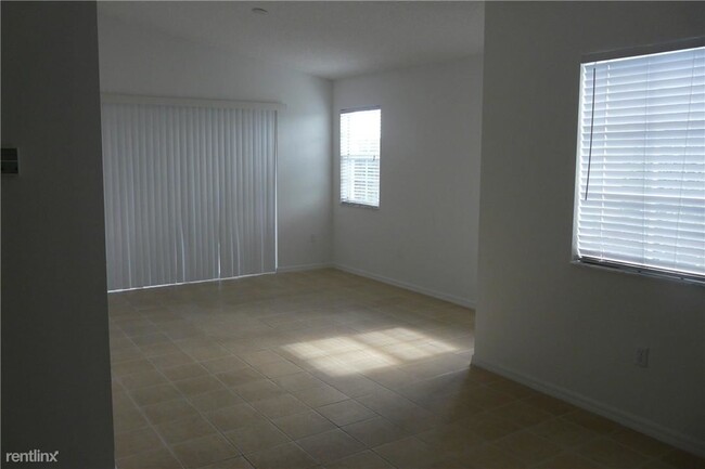 Building Photo - 1 br, 1 bath Condo - 2201 W Preserve Way 2...