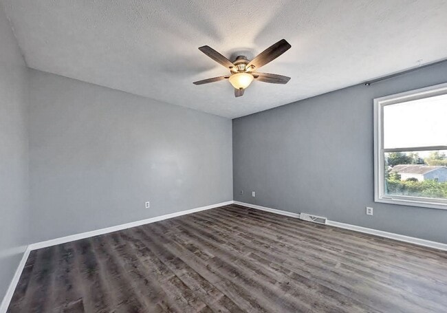 Building Photo - 3612 13 Mile Rd NE