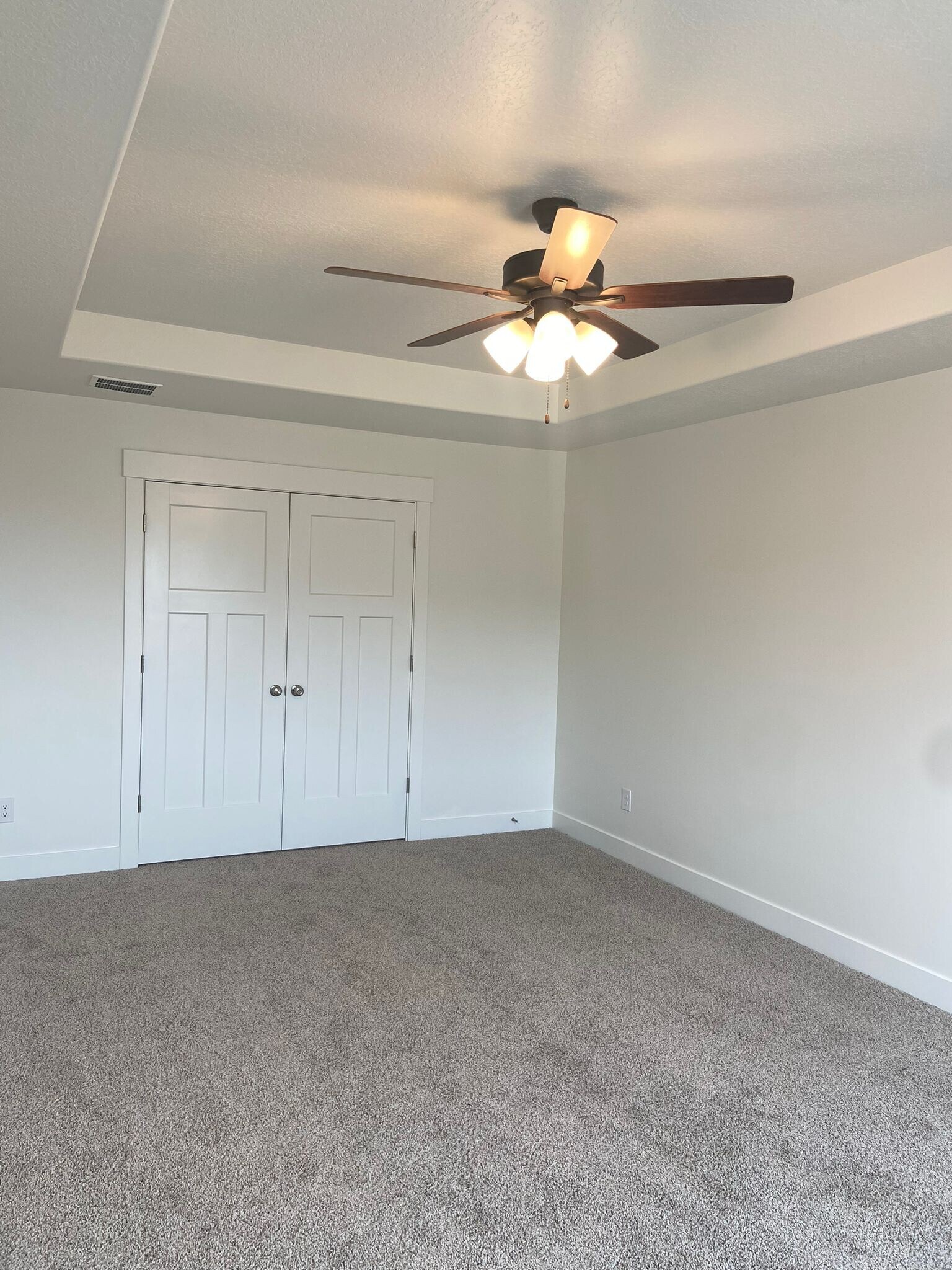 Building Photo - 1307 W Quailhill Rd