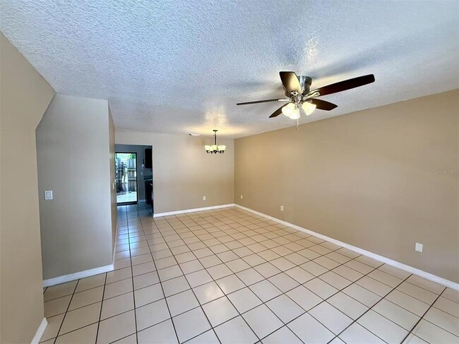 Building Photo - 3370 Cedar Springs Pl