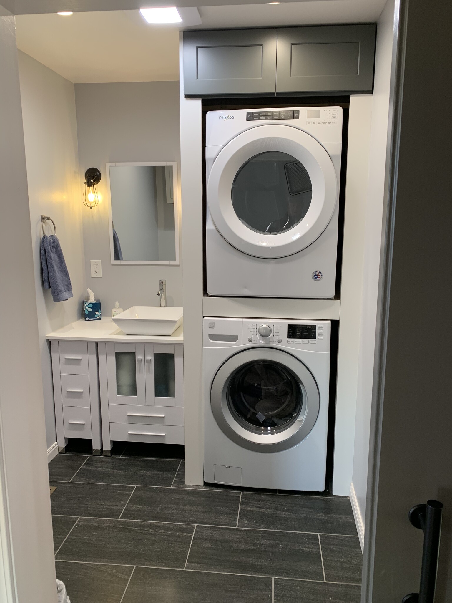 Building Photo - 36 Bullwhacker Cir