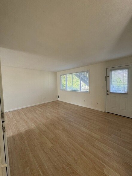 Building Photo - 2421 62nd St SE
