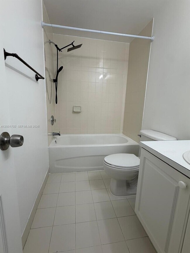 Building Photo - 1300 NE 109th St