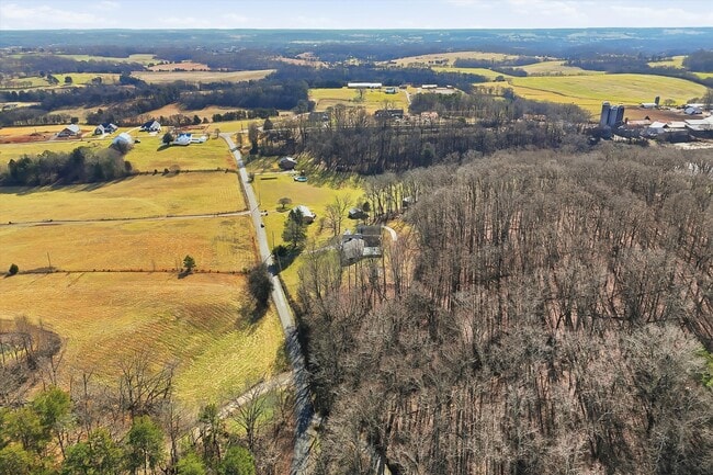 Building Photo - 1839 Crumley Rd