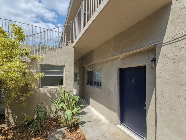 Building Photo - 6601 SW 10th St