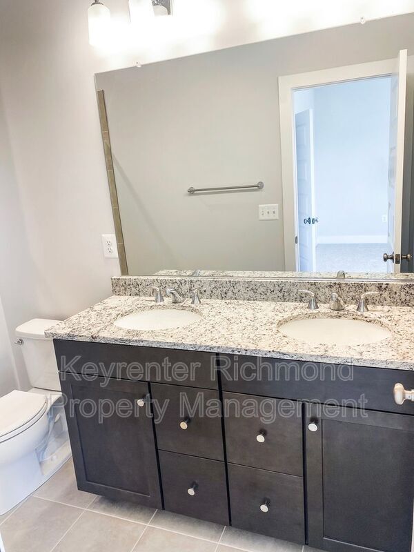 Building Photo - 509 Munson Woods Walk