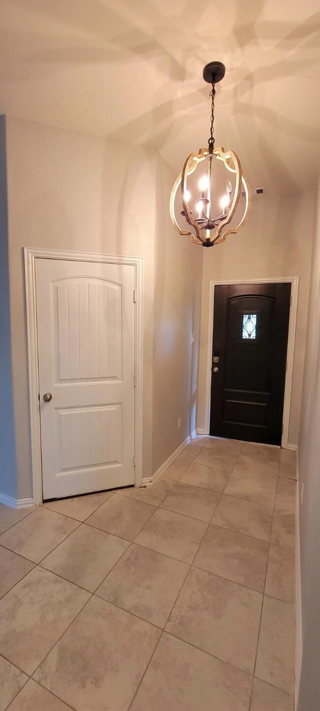 Building Photo - 3519 Fern Footpath Ln