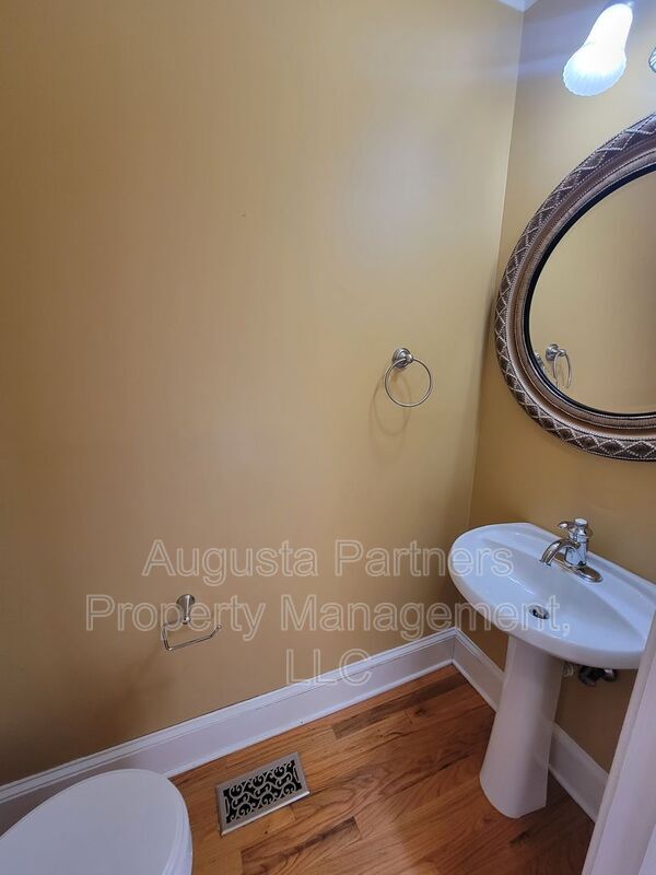 Building Photo - 4370 Wax Myrtle Ct