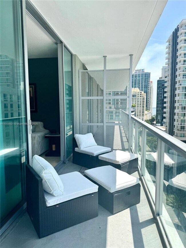 Building Photo - 79 SW 12th St