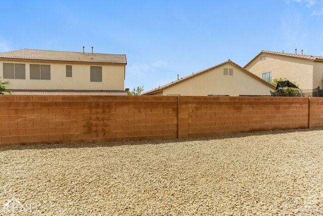 Building Photo - 2605 Mango Bay Ave
