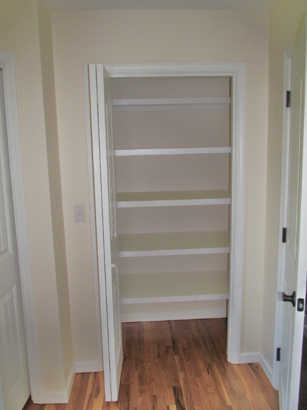 Building Photo - 1830 Lower Ridgewood Blvd