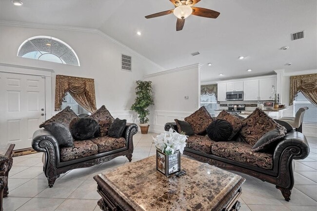 Building Photo - 8117 Tar Hollow Dr