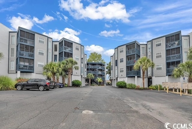 Building Photo - 1500 Cenith Dr