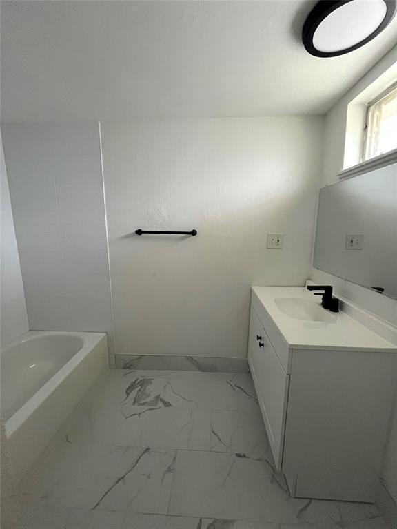 Building Photo - 3304 Red River St