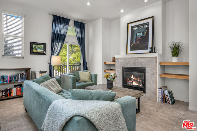 Building Photo - 6532 S Para Way