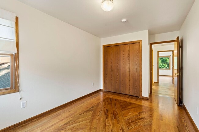 Building Photo - 1556 Faraday Cir