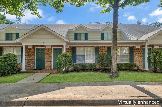 Building Photo - 2738 W Tharpe St