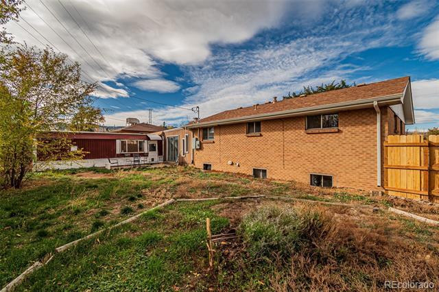 Building Photo - 16060 Mt Vernon Rd